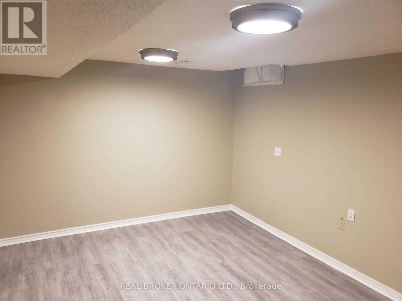 Lower - 4244 Starlight Crescent, Mississauga, ON - Indoor Photo Showing Other Room