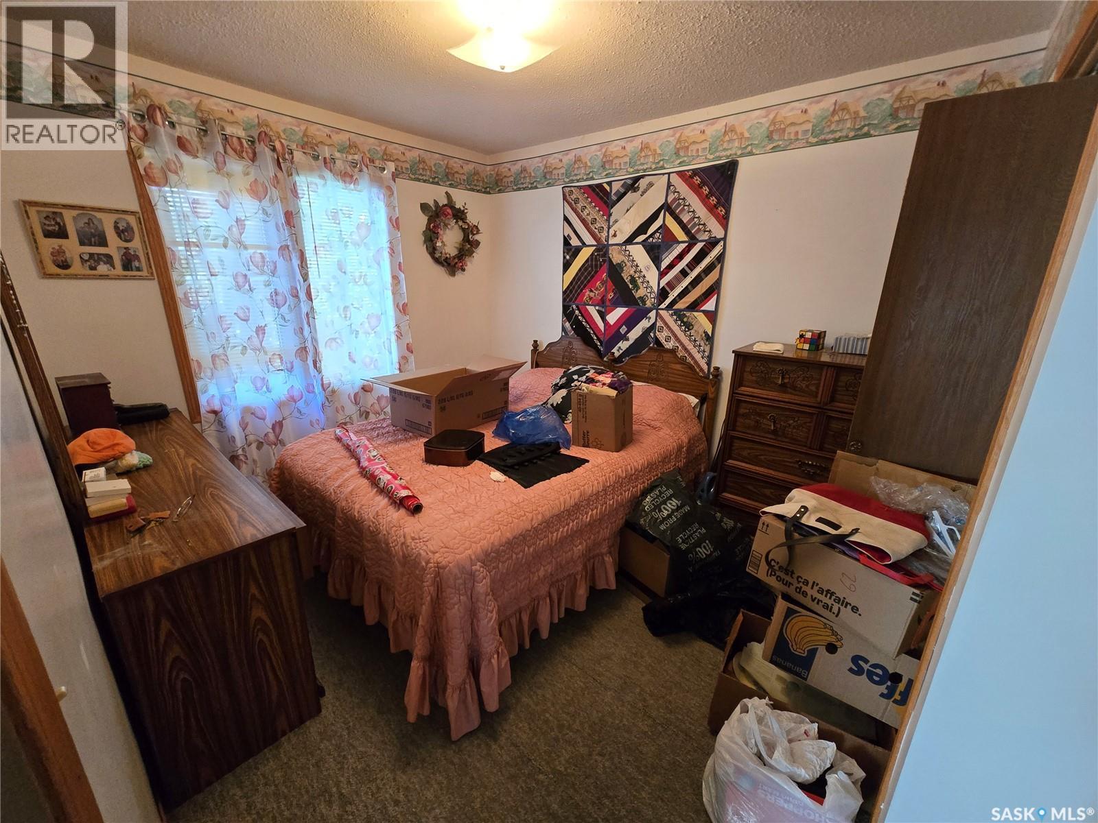 15 10Th Avenue Ne, Swift Current, SK - Indoor