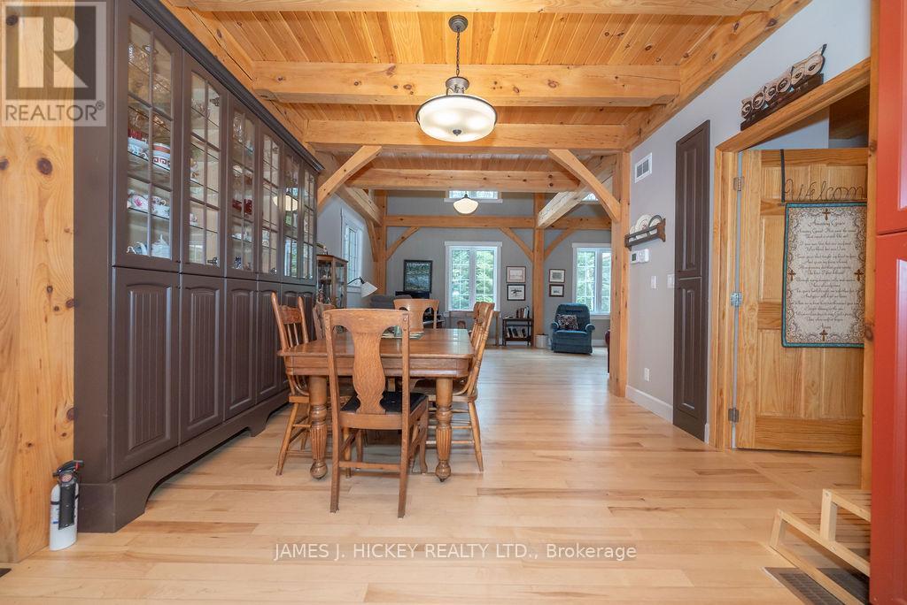 313 Meilleur'S Road, Laurentian Hills, ON - Indoor