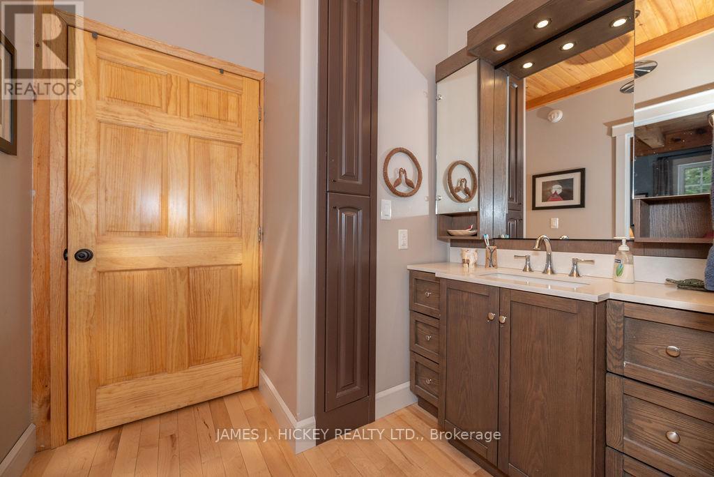 313 Meilleur'S Road, Laurentian Hills, ON - Indoor