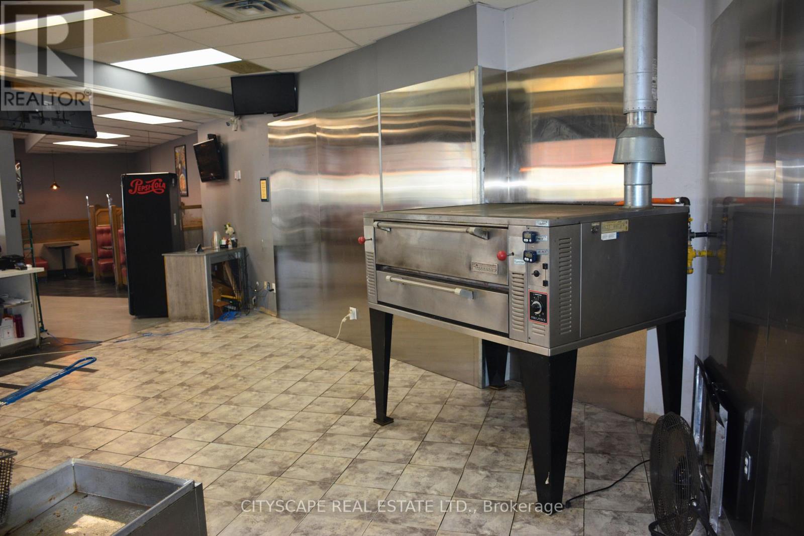 509 - 34 Cedar Pointe Drive, Barrie, ON