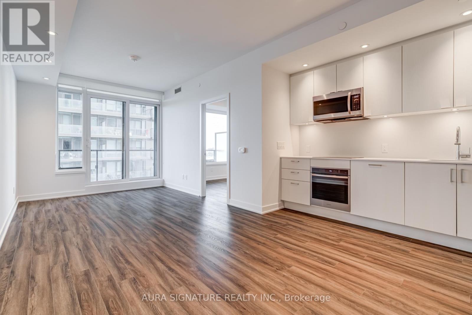 2205 - 1928 Lake Shore Boulevard W, Toronto, ON - Indoor Photo Showing Kitchen