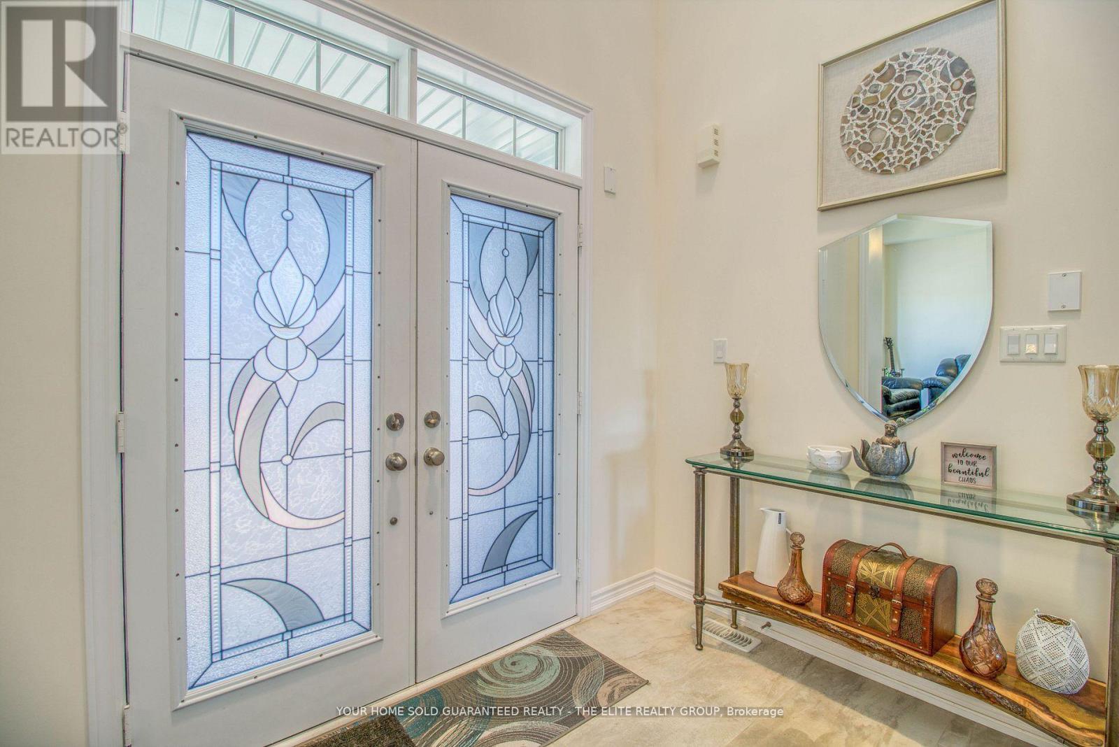 211 Lia Drive, Clearview, ON - Indoor