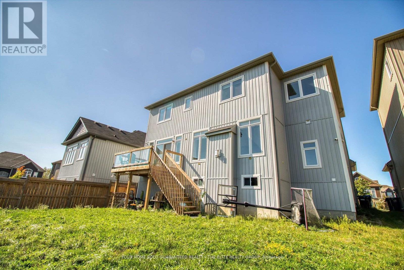 211 Lia Drive, Clearview, ON - Outdoor