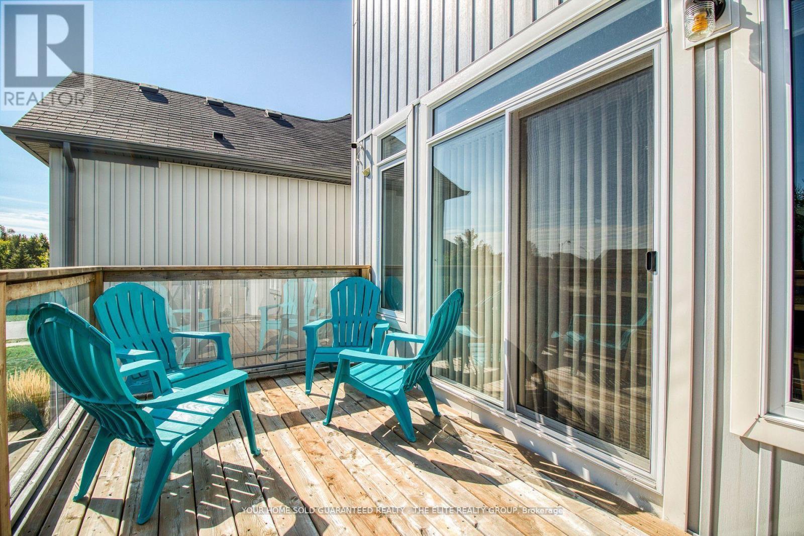 211 Lia Drive, Clearview, ON - Outdoor With Deck Patio Veranda With Exterior