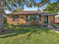 1011 ISABELLE PLACE Windsor, ON N8S 3B1