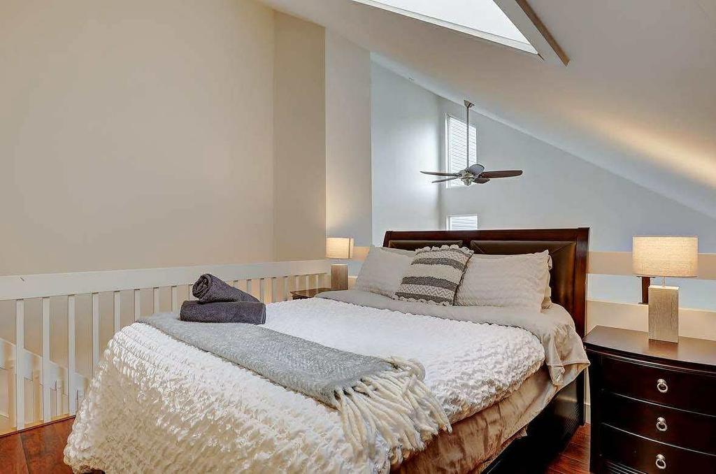 Chambre à coucher principale - 40-385 Rue Du Moulin, Magog, QC - Indoor Photo Showing Bedroom