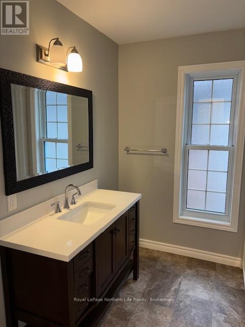 30 Trillium Drive, North Bay (Ferris), ON - Indoor Photo Showing Bathroom