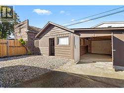Detached Garage -