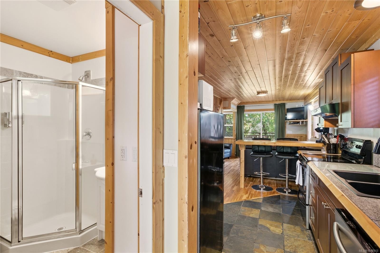 265 Boardwalk Blvd, Ucluelet, BC