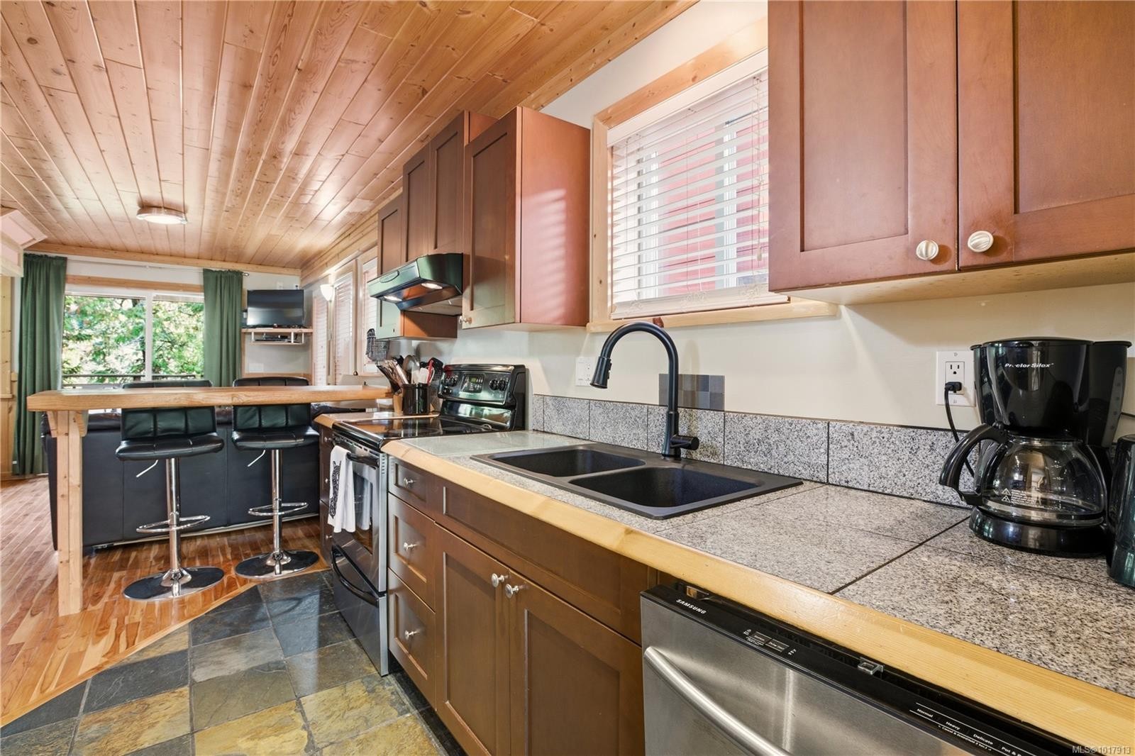 265 Boardwalk Blvd, Ucluelet, BC