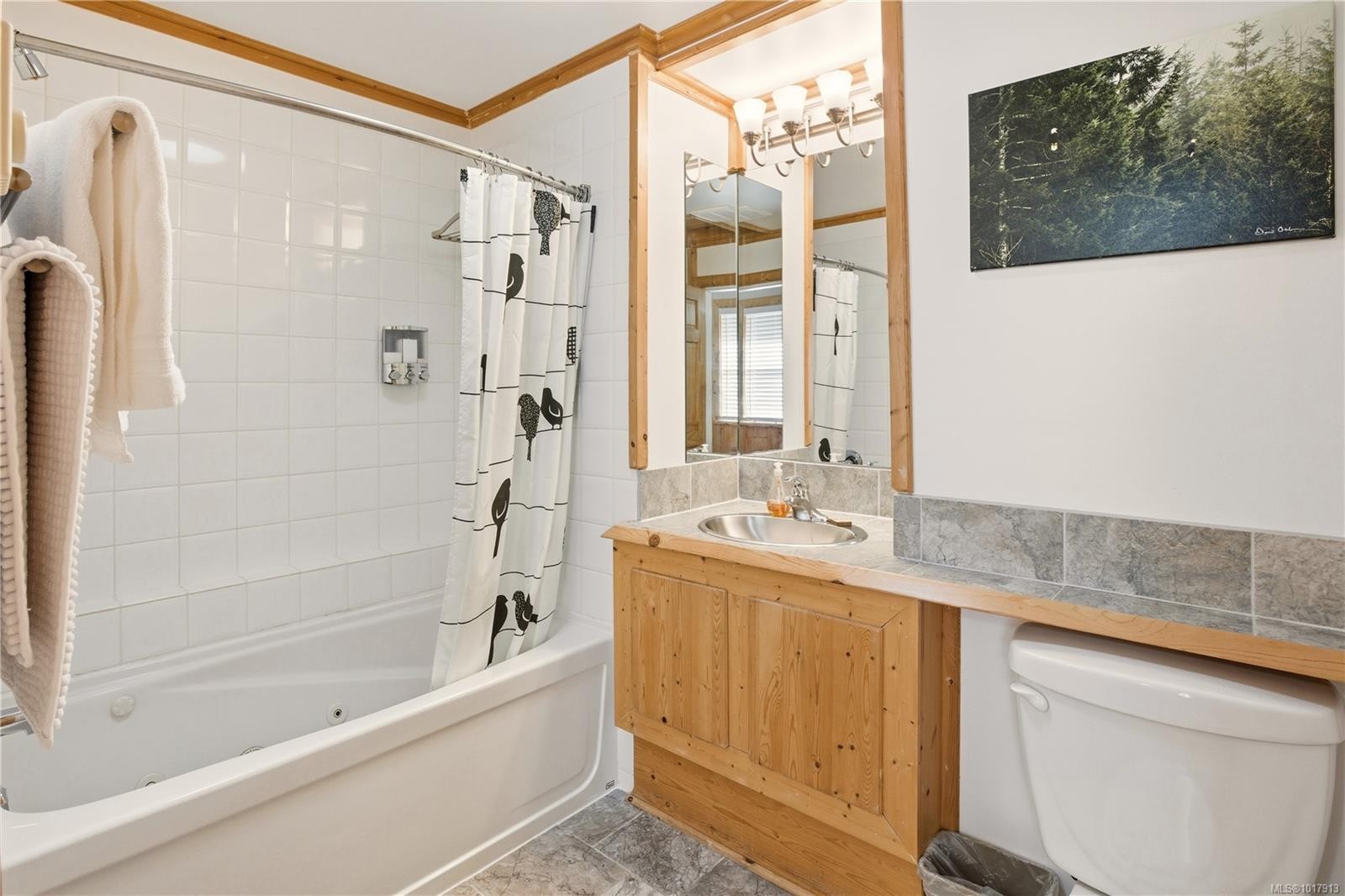 265 Boardwalk Blvd, Ucluelet, BC