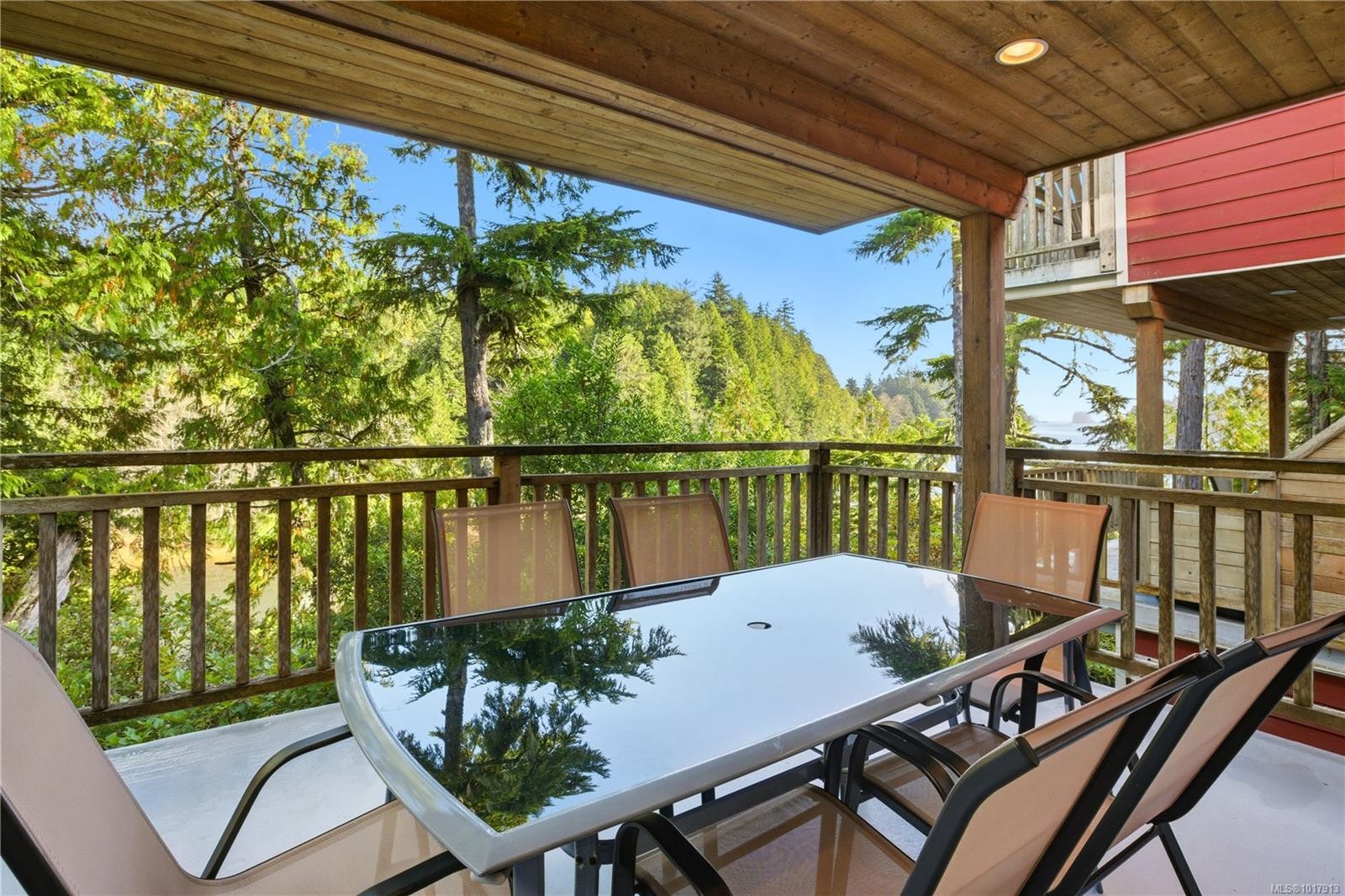 265 Boardwalk Blvd, Ucluelet, BC