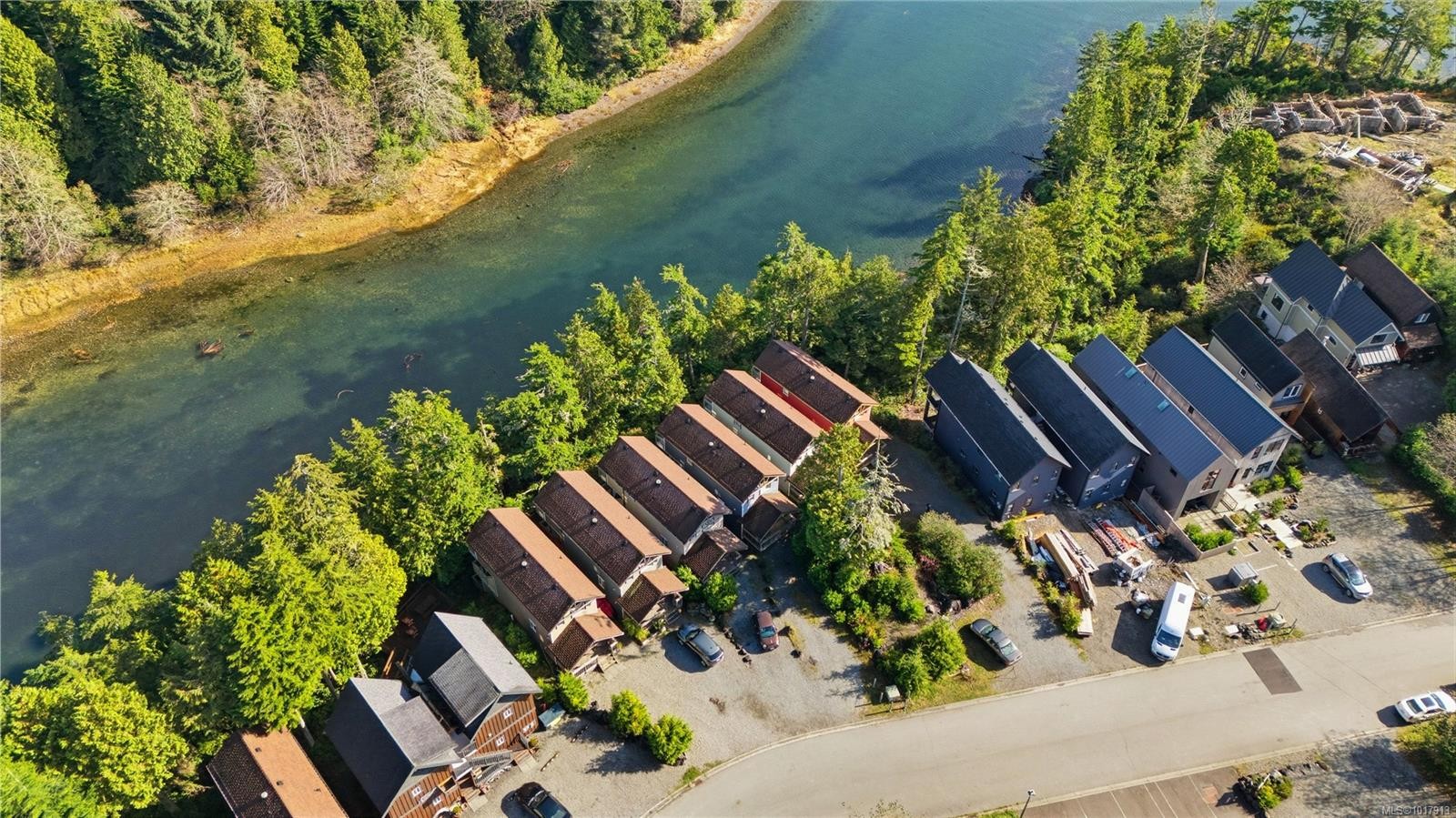 265 Boardwalk Blvd, Ucluelet, BC