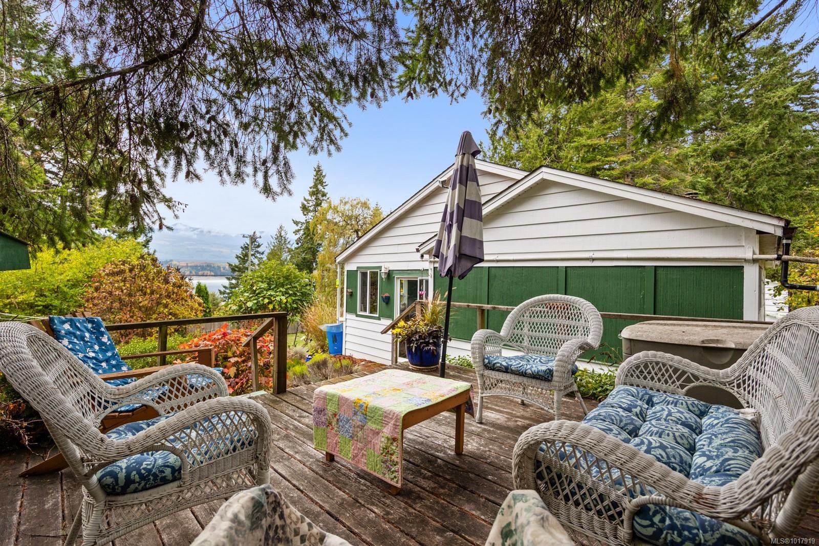 3296 Denman Rd, Denman Island, BC