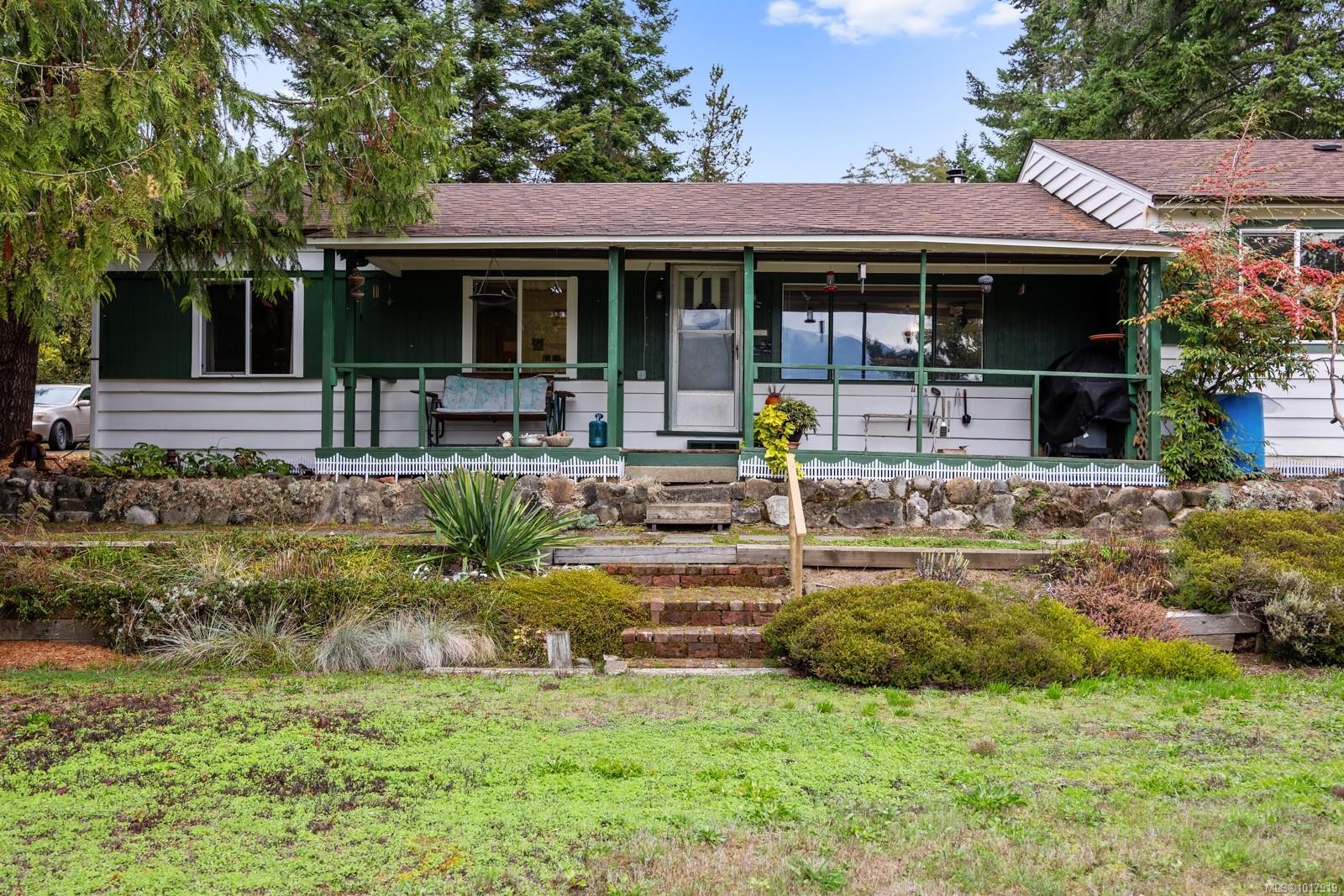 3296 Denman Rd, Denman Island, BC