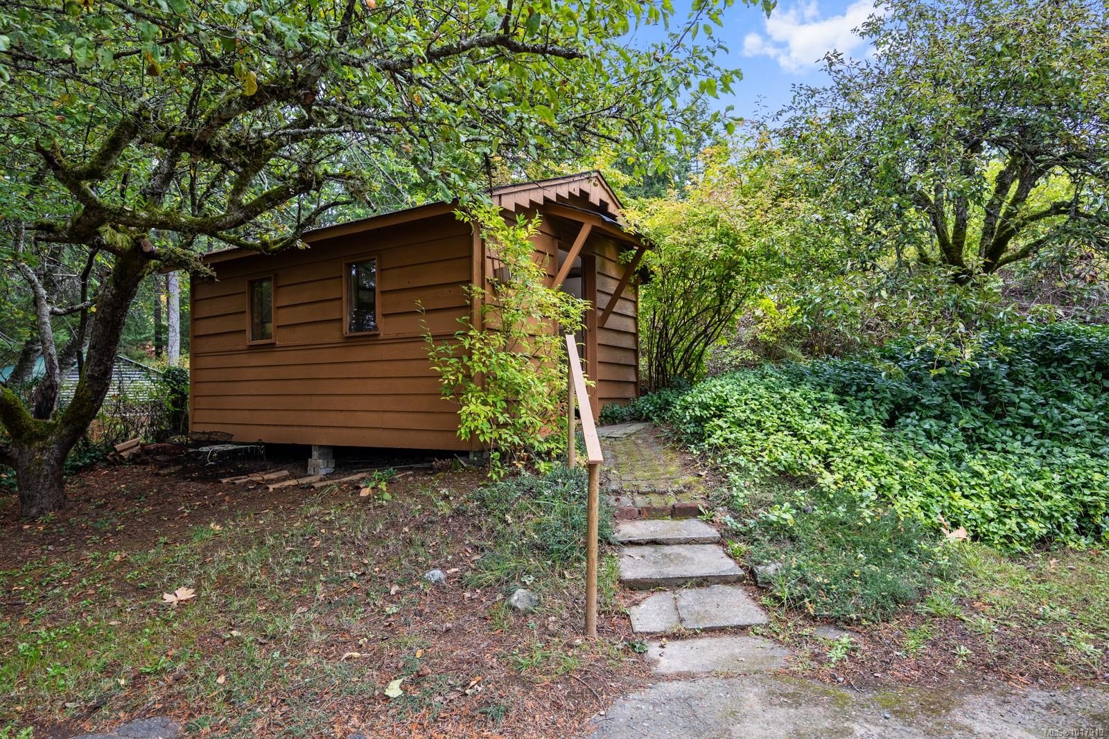 3296 Denman Rd, Denman Island, BC