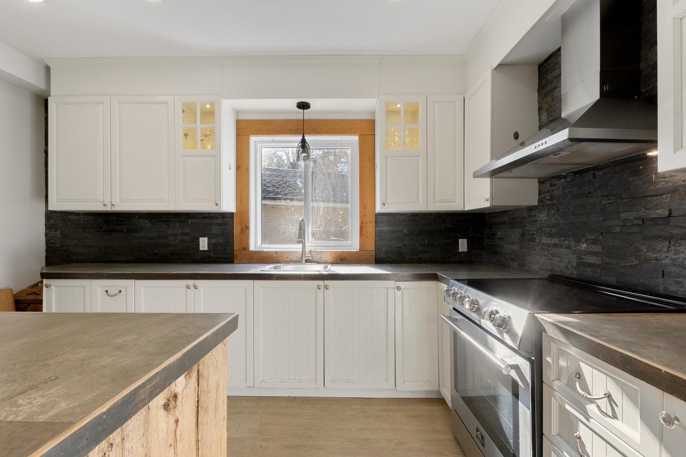 Kitchen - 4794 Ch. Johanne, Rawdon, QC - Indoor Photo Showing Kitchen