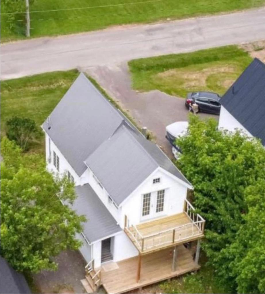 102 Richmond Street, Georgetown, PE