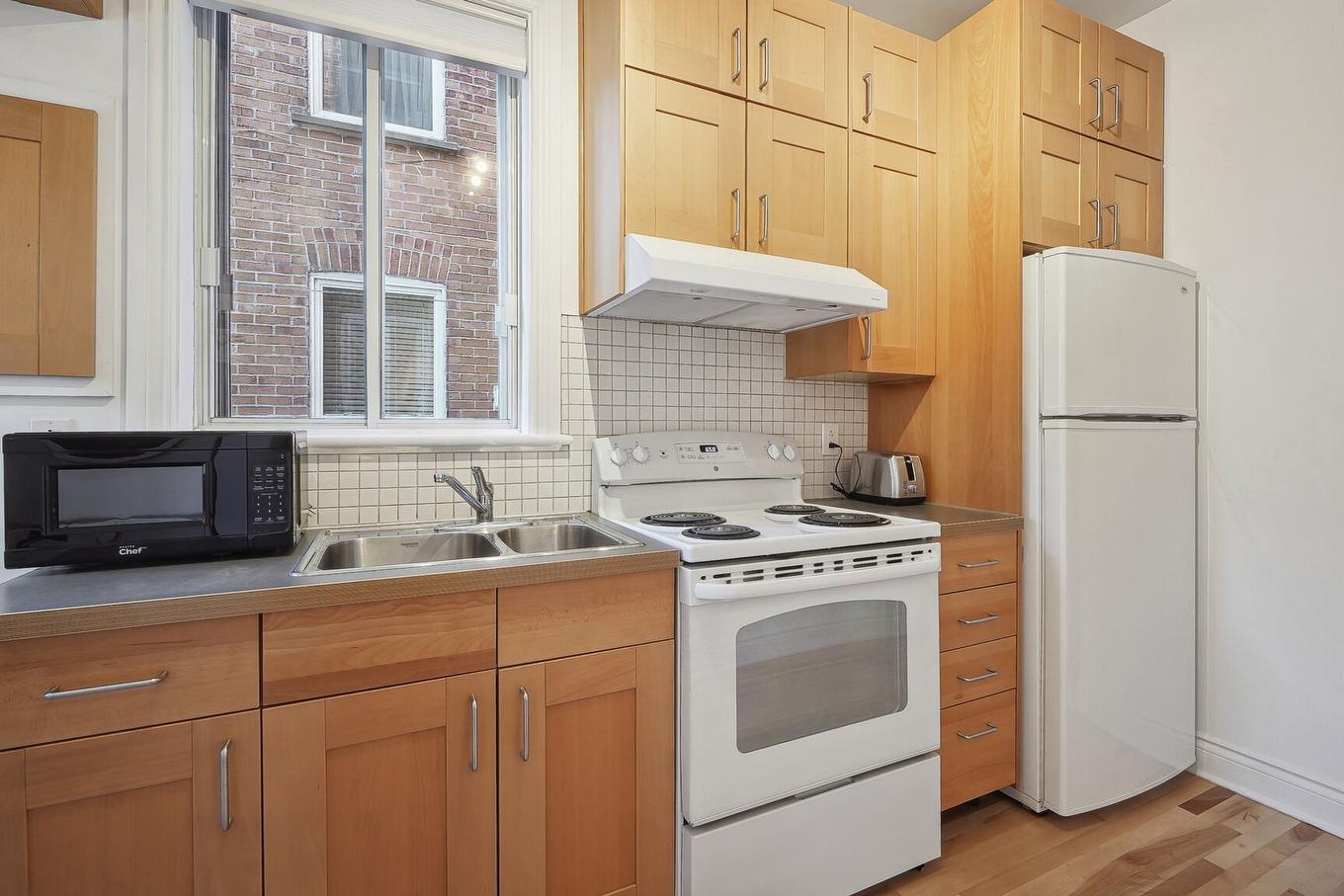 Kitchen - 5305 Rue Marquette, Montréal (Le Plateau-Mont-Royal), QC - Indoor Photo Showing Kitchen With Double Sink