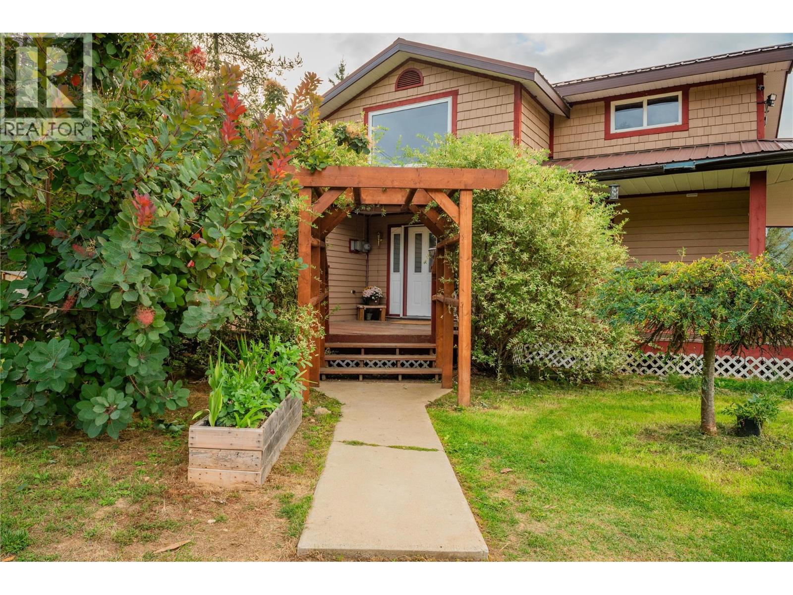 2396 Nault Road, Castlegar, BC - Outdoor With Deck Patio Veranda