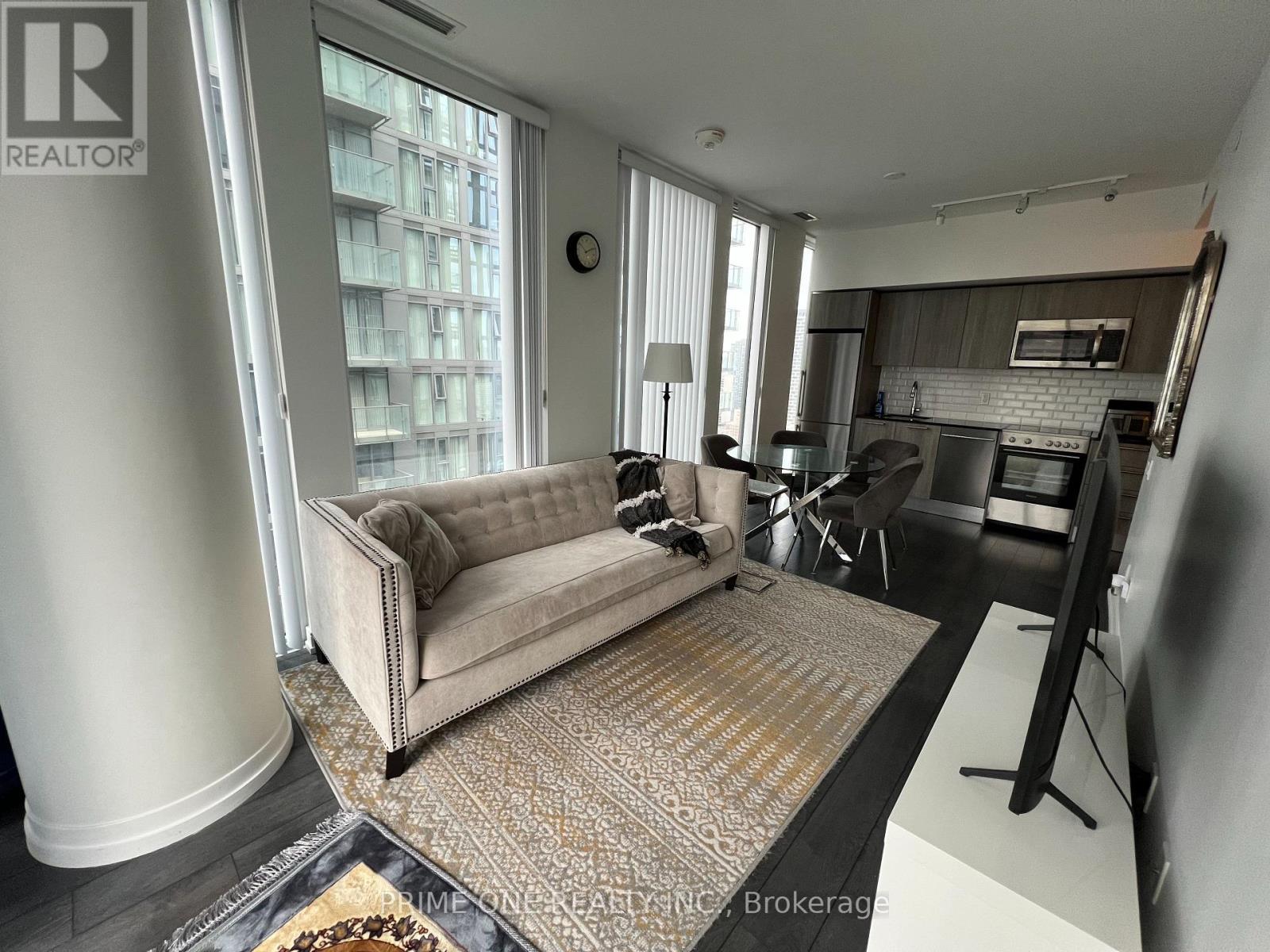 2507 - 28 Wellesley Street E, Toronto, ON - Indoor