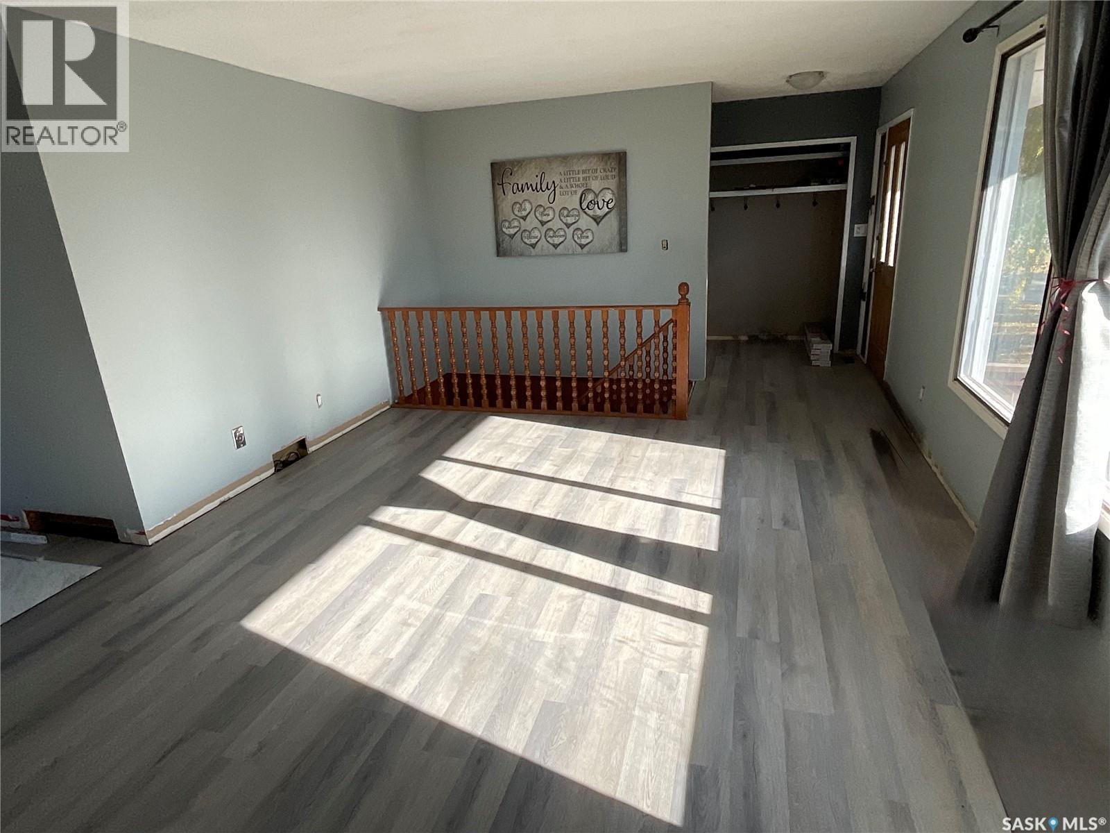 511 6Th Avenue, Cudworth, SK - Indoor Photo Showing Other Room