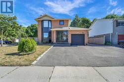 19 GLENABBEY DRIVE Clarington, ON L1E 1C1