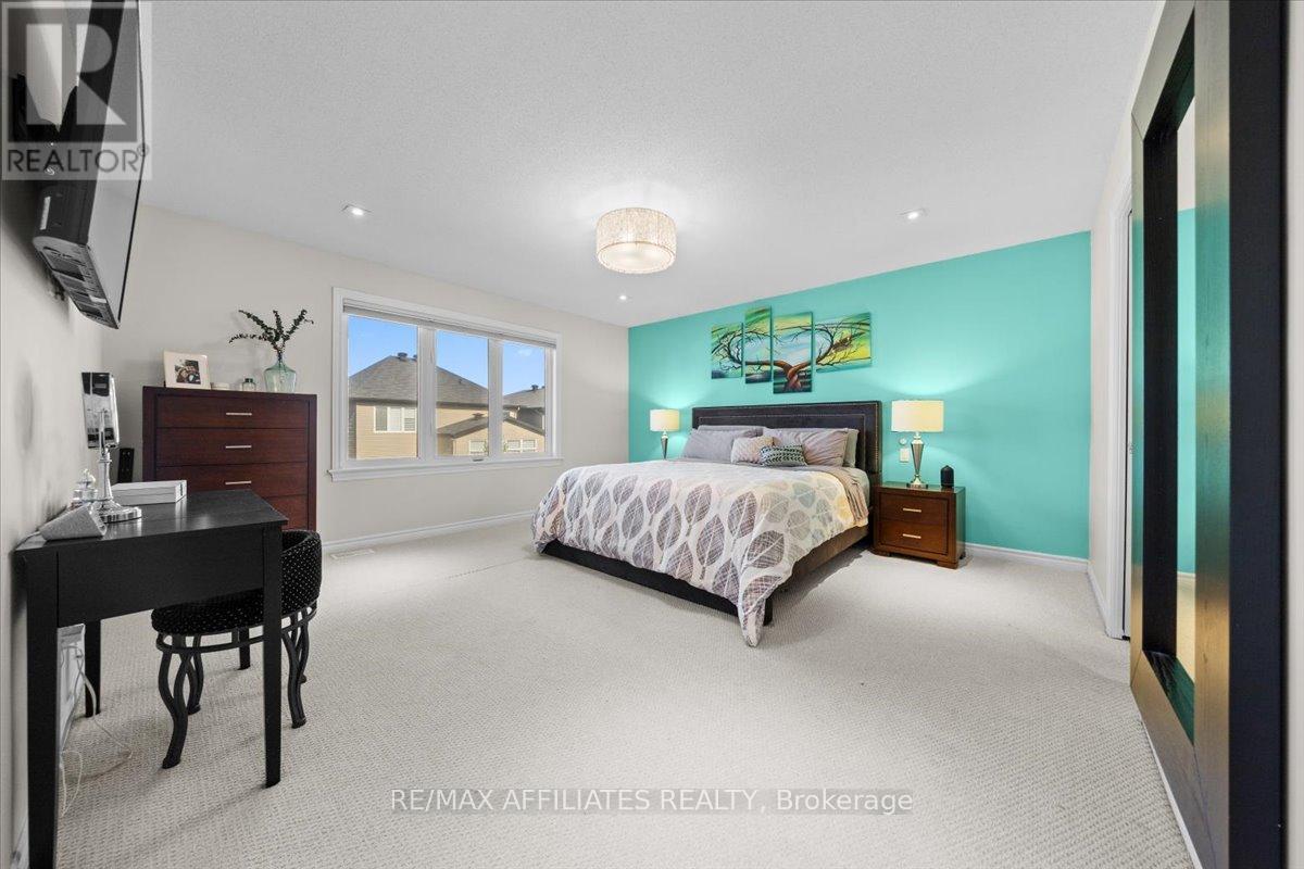 308 Equine Way, Ottawa, ON - Indoor Photo Showing Bedroom