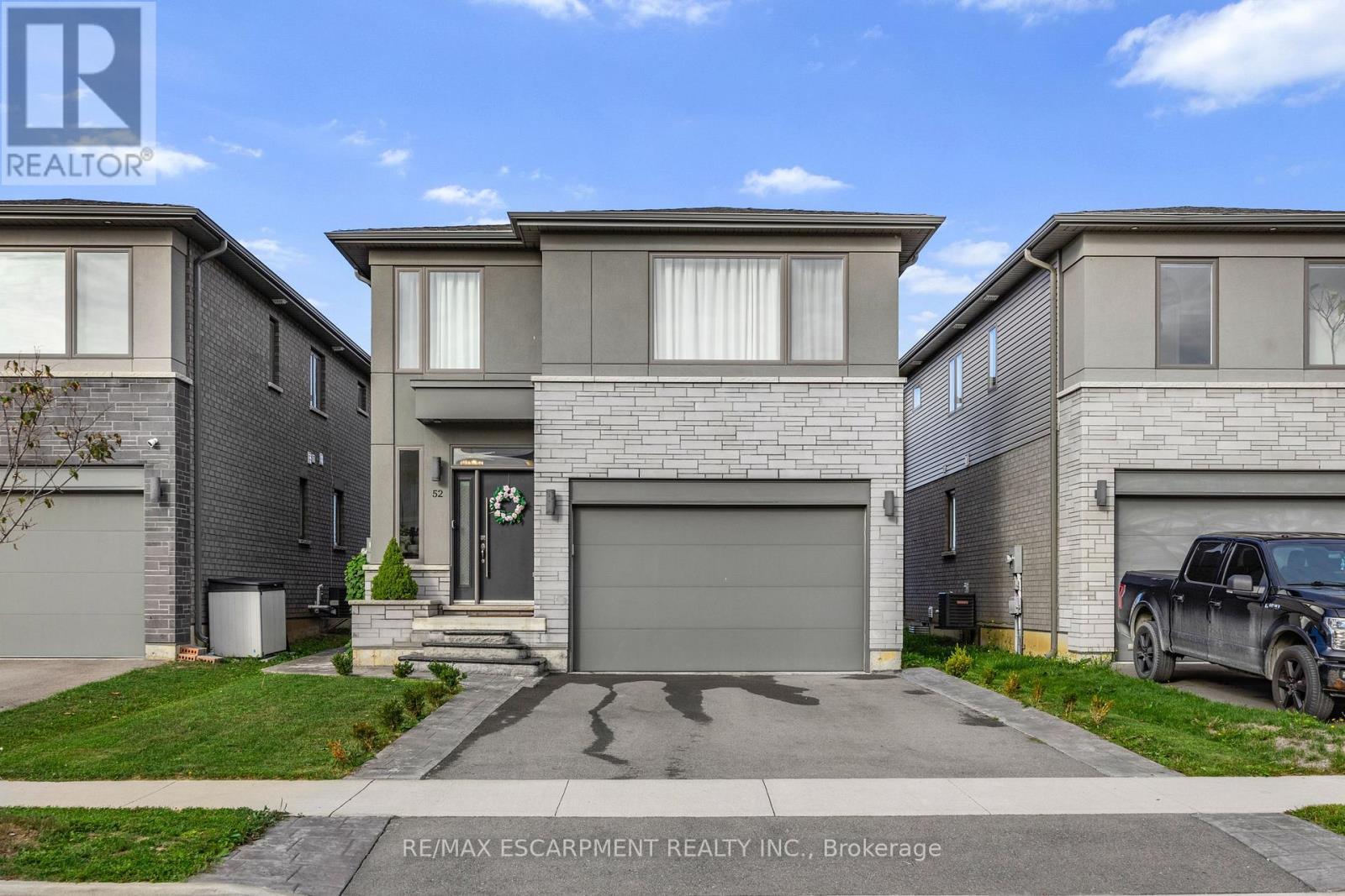 52 Bedrock Drive, Hamilton, ON - Outdoor With Facade