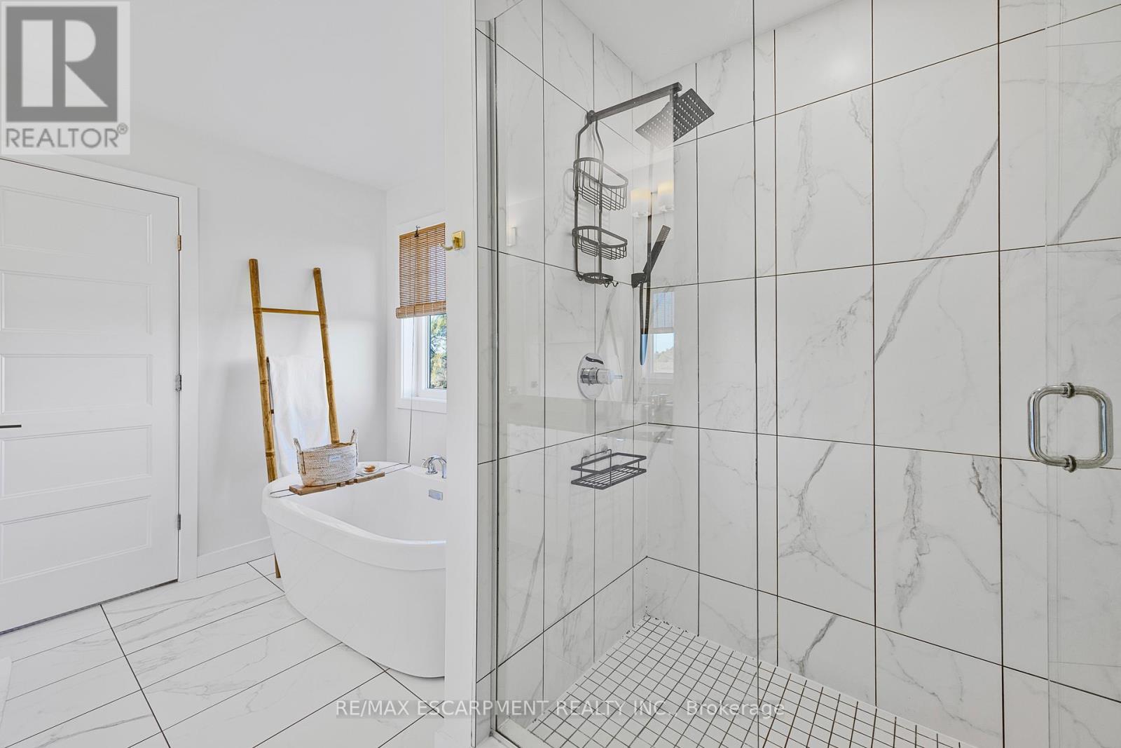 52 Bedrock Drive, Hamilton, ON - Indoor Photo Showing Bathroom