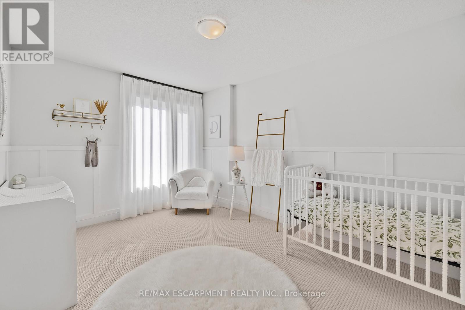 52 Bedrock Drive, Hamilton, ON - Indoor Photo Showing Bedroom