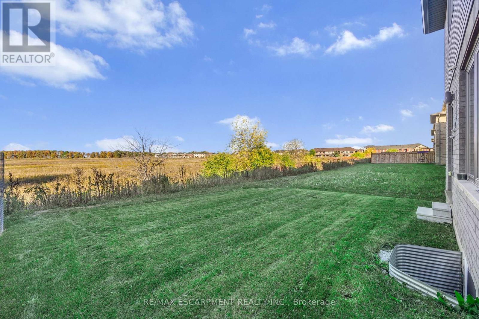 52 Bedrock Drive, Hamilton, ON - Outdoor