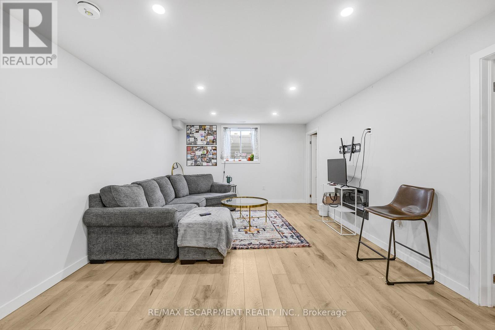 52 Bedrock Drive, Hamilton, ON - Indoor Photo Showing Other Room