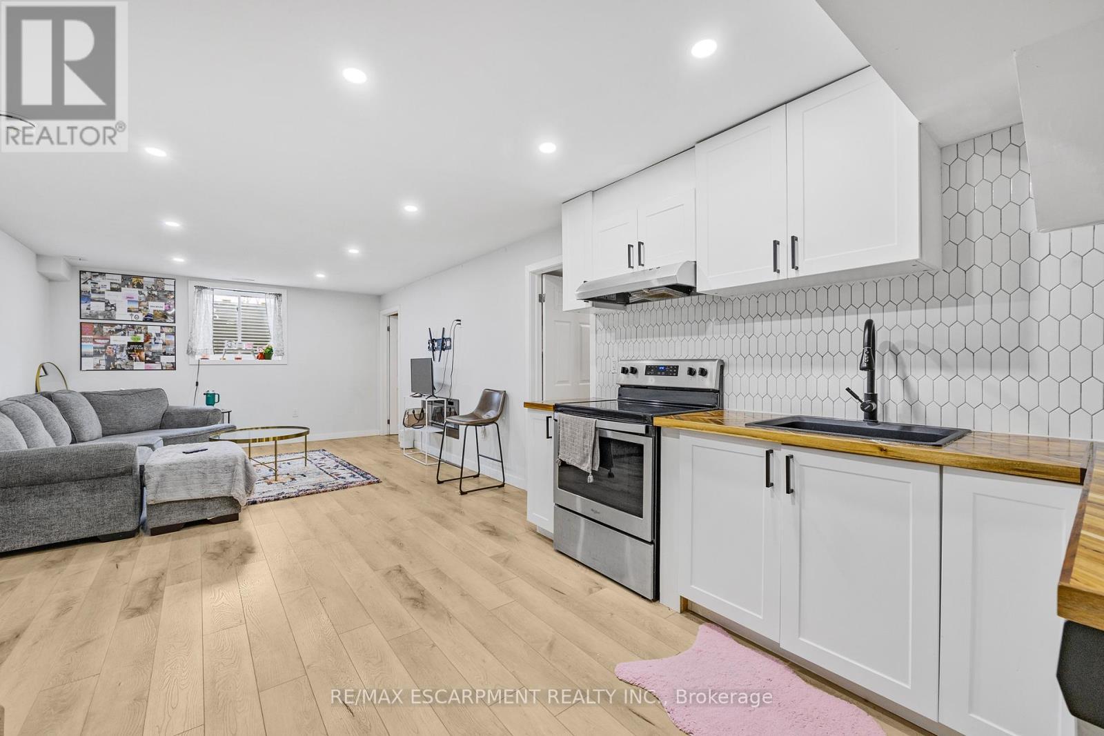 52 Bedrock Drive, Hamilton, ON - Indoor