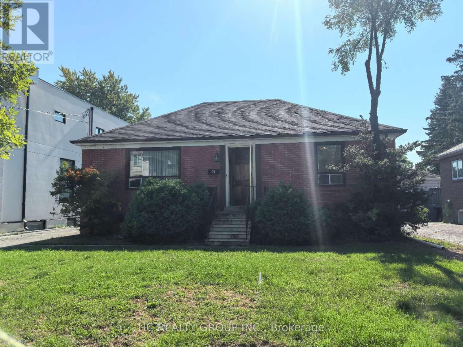 21 Norcross Road, Toronto, ON - Outdoor