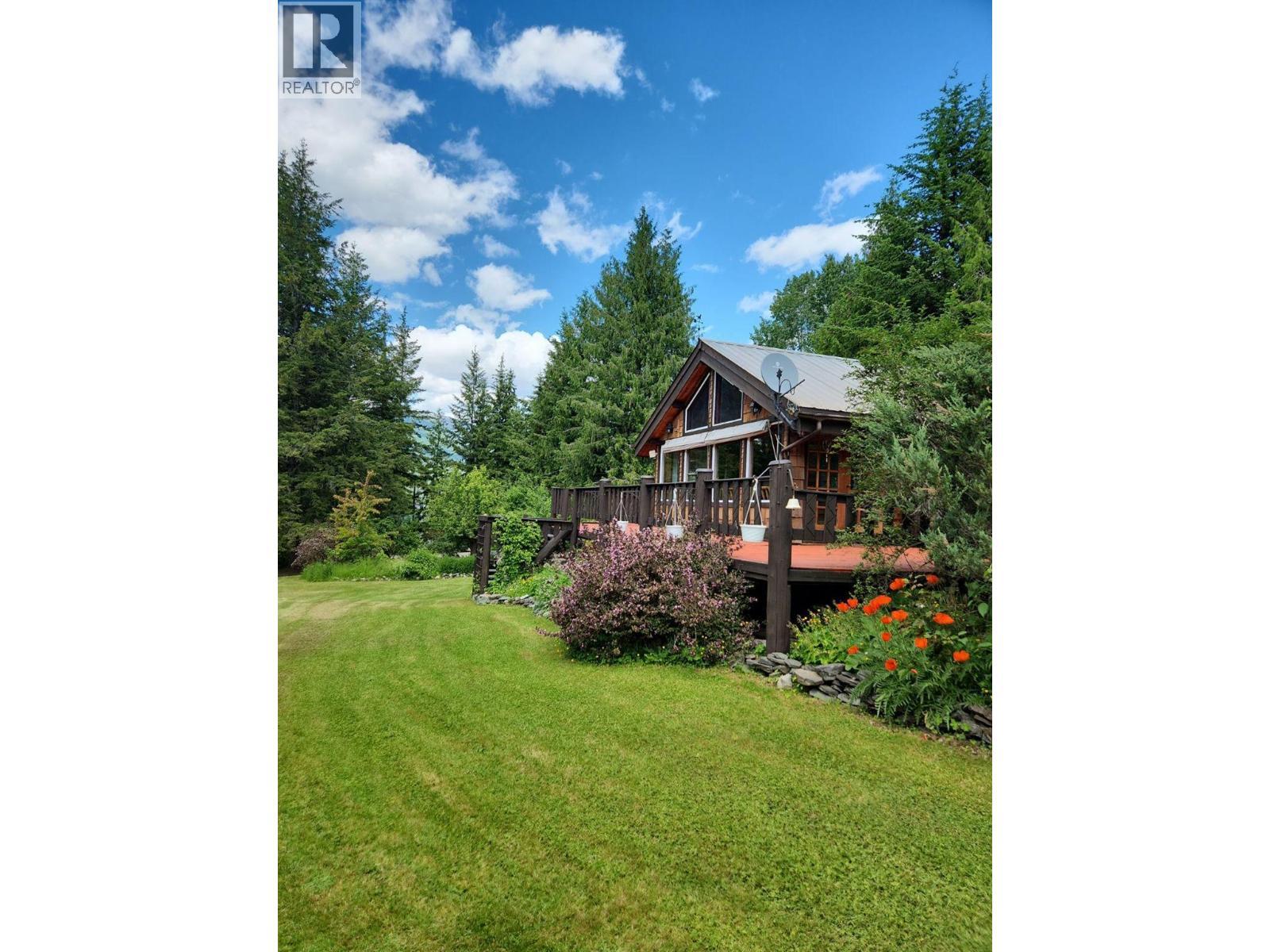 4061 Torry Road, Eagle Bay, BC - Outdoor With Deck Patio Veranda