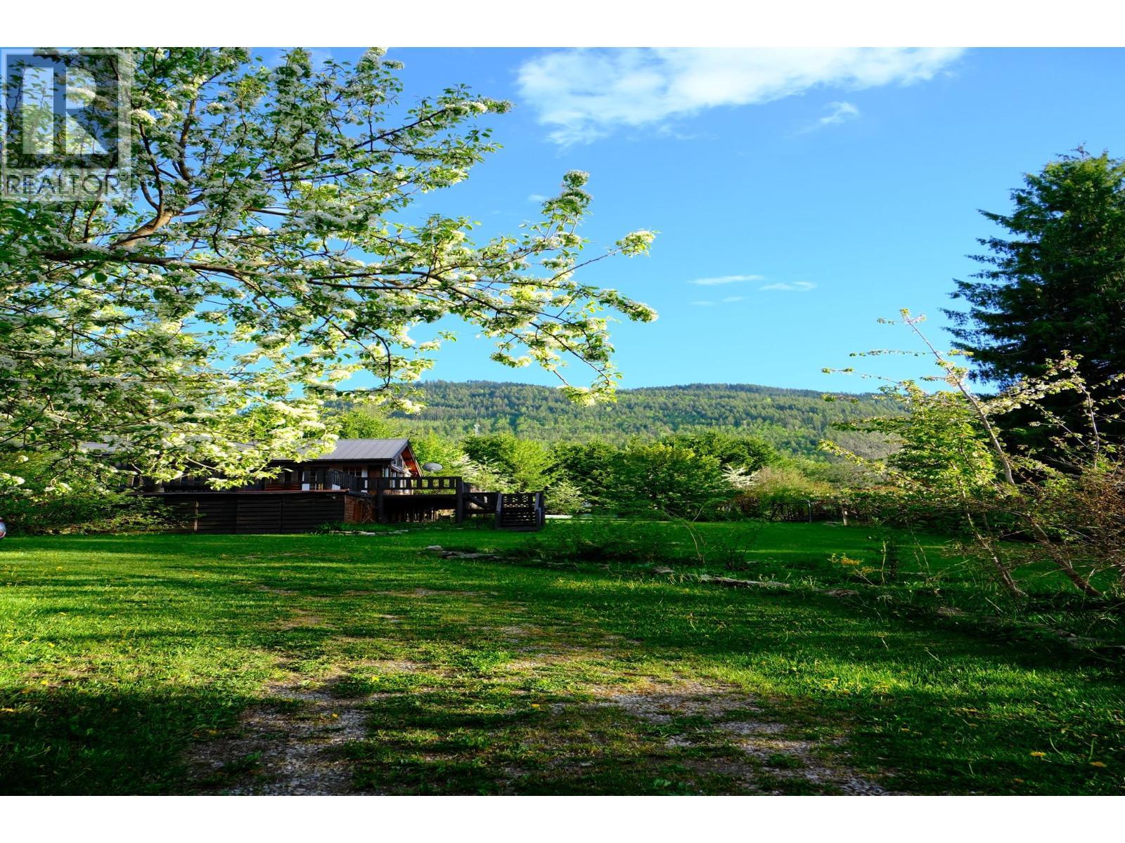 4061 Torry Road, Eagle Bay, BC - Outdoor