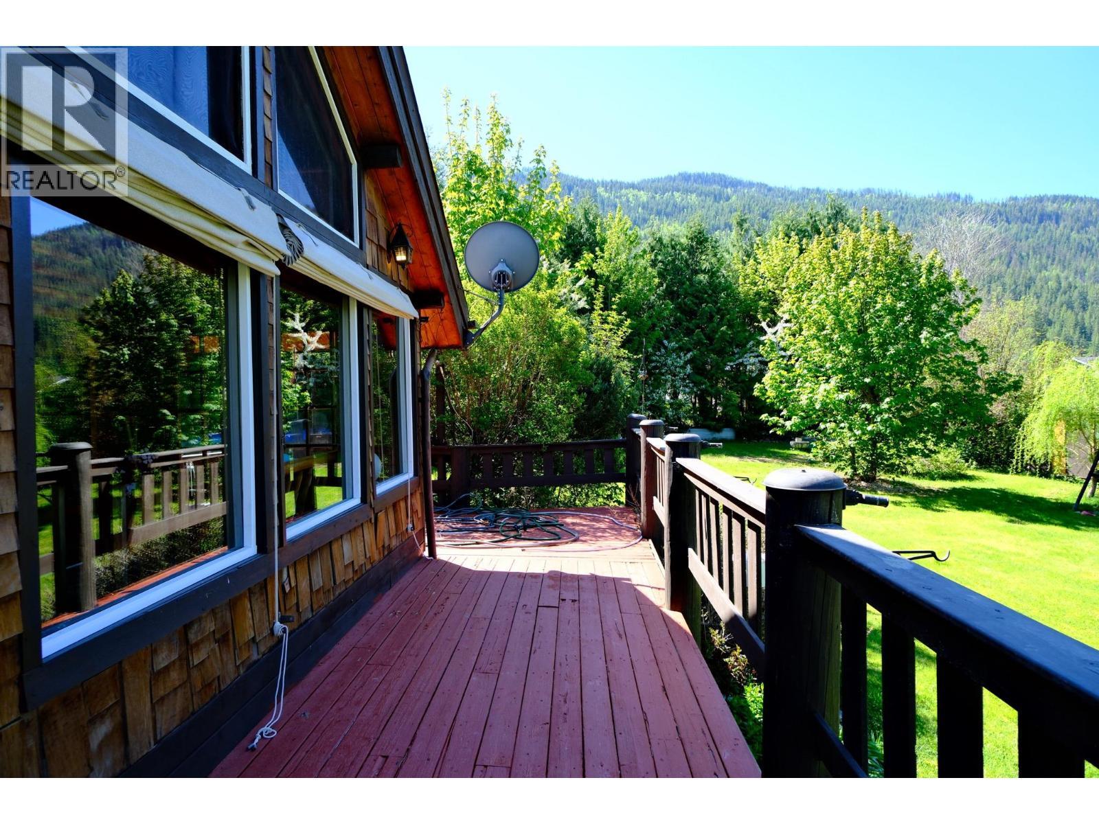 4061 Torry Road, Eagle Bay, BC - Outdoor With Deck Patio Veranda With Exterior