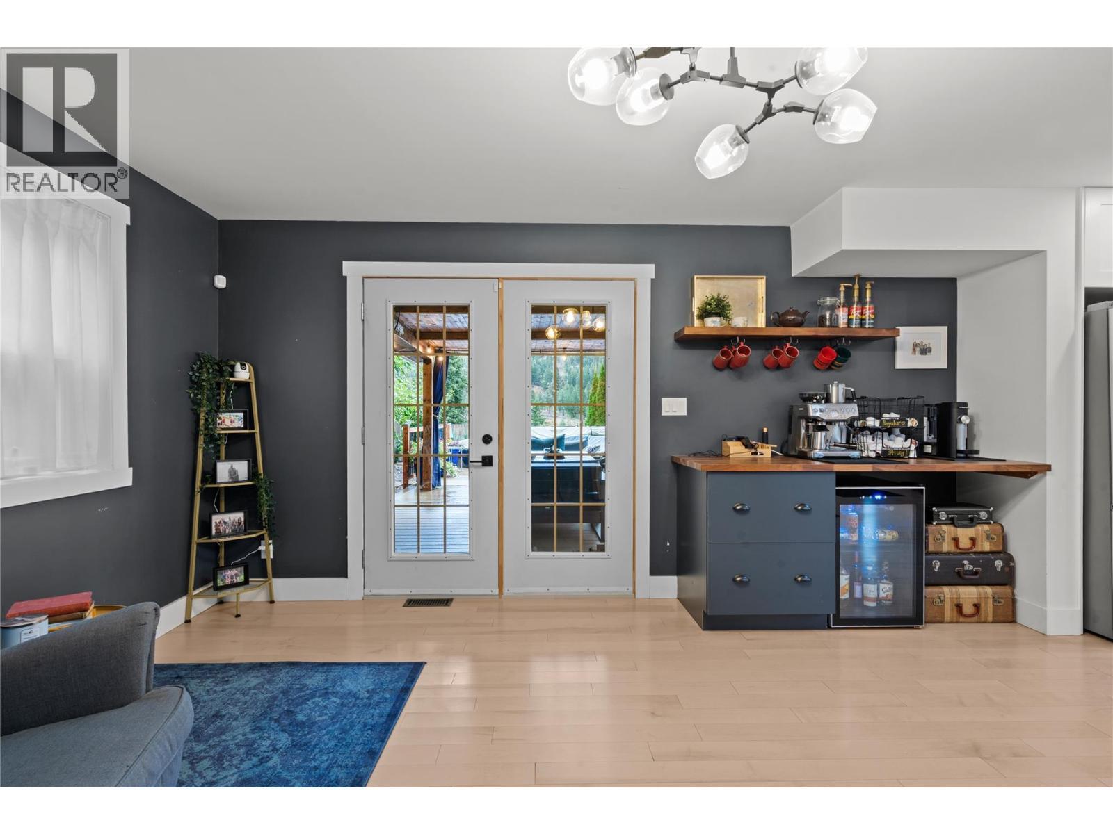 3930 Dryden Road, Peachland, BC - Indoor Photo Showing Other Room