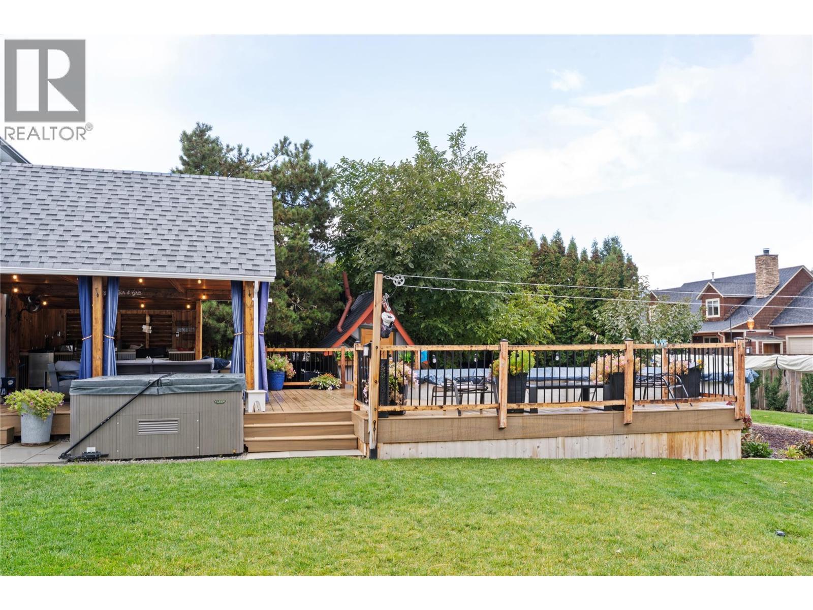 3930 Dryden Road, Peachland, BC - Outdoor With Deck Patio Veranda