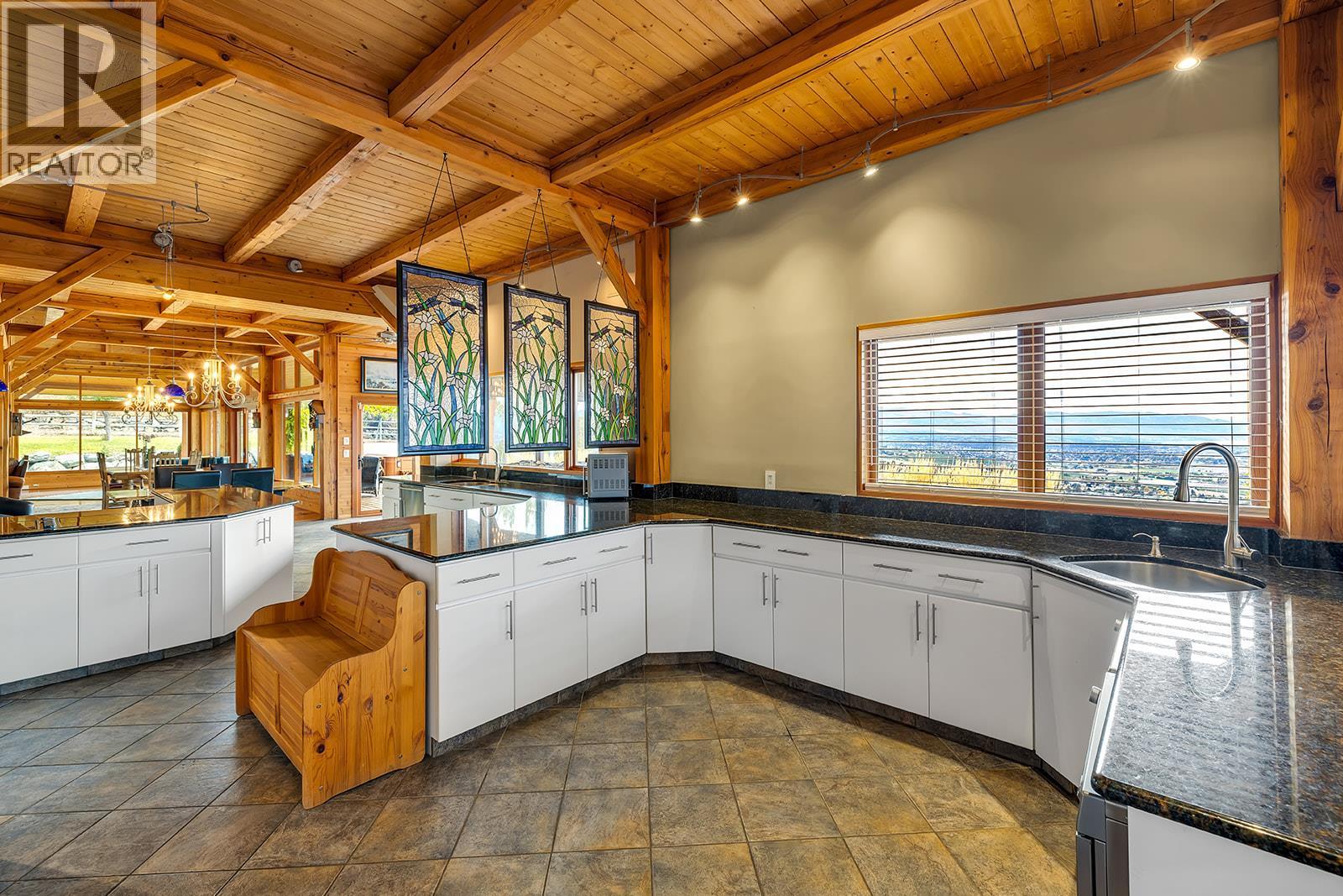 Laundry Area - 5705 Upper Booth N Road, Kelowna, BC - Indoor Photo Showing Kitchen