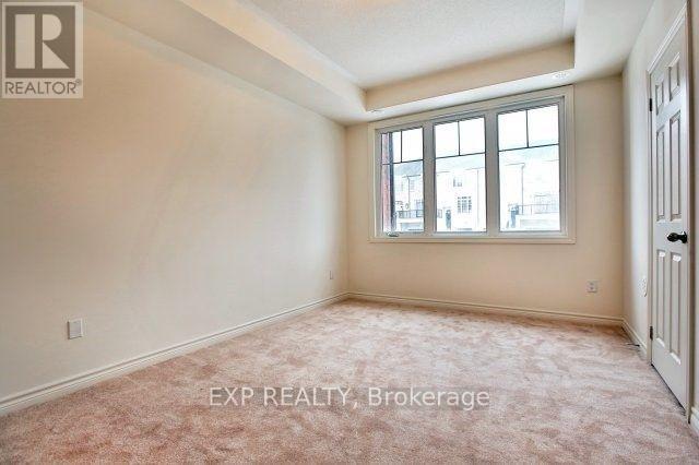 21-02 - 2420 Baronwood Drive, Oakville, ON - Indoor Photo Showing Other Room