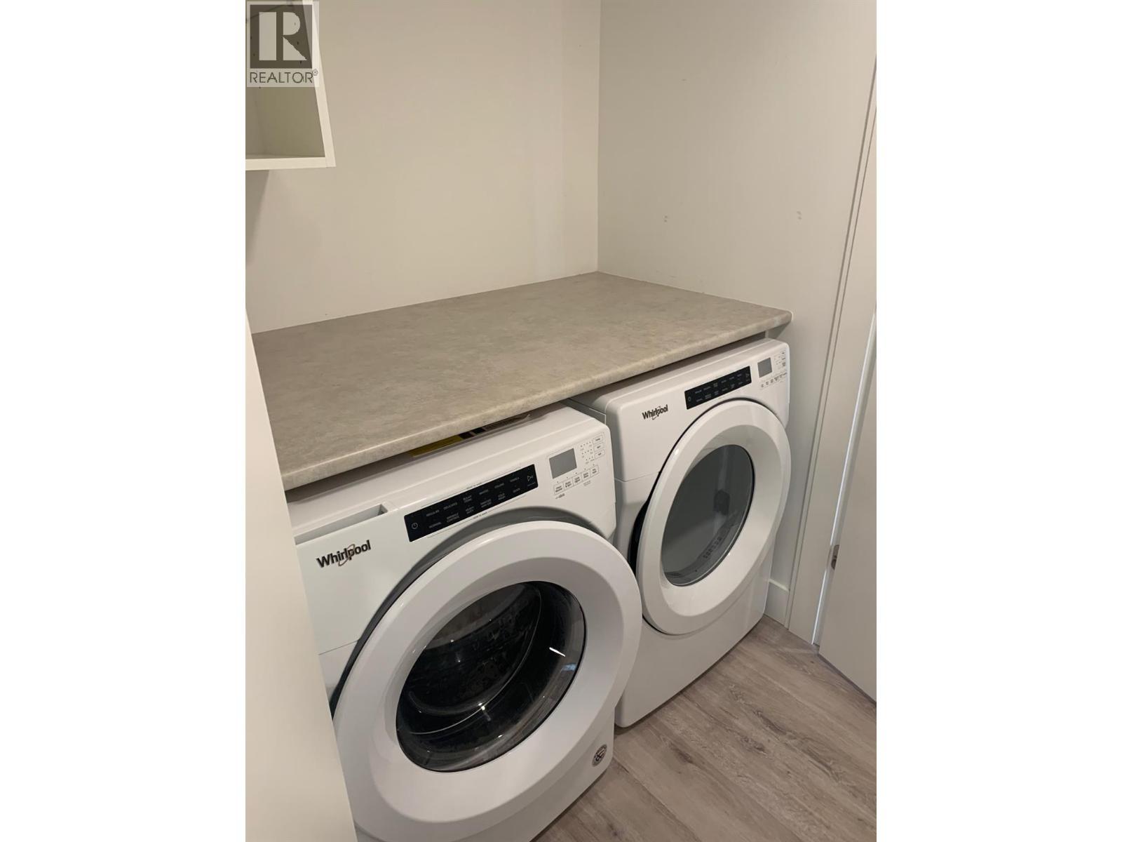 1588 Ellis Street Unit# 802, Kelowna, BC - Indoor Photo Showing Laundry Room