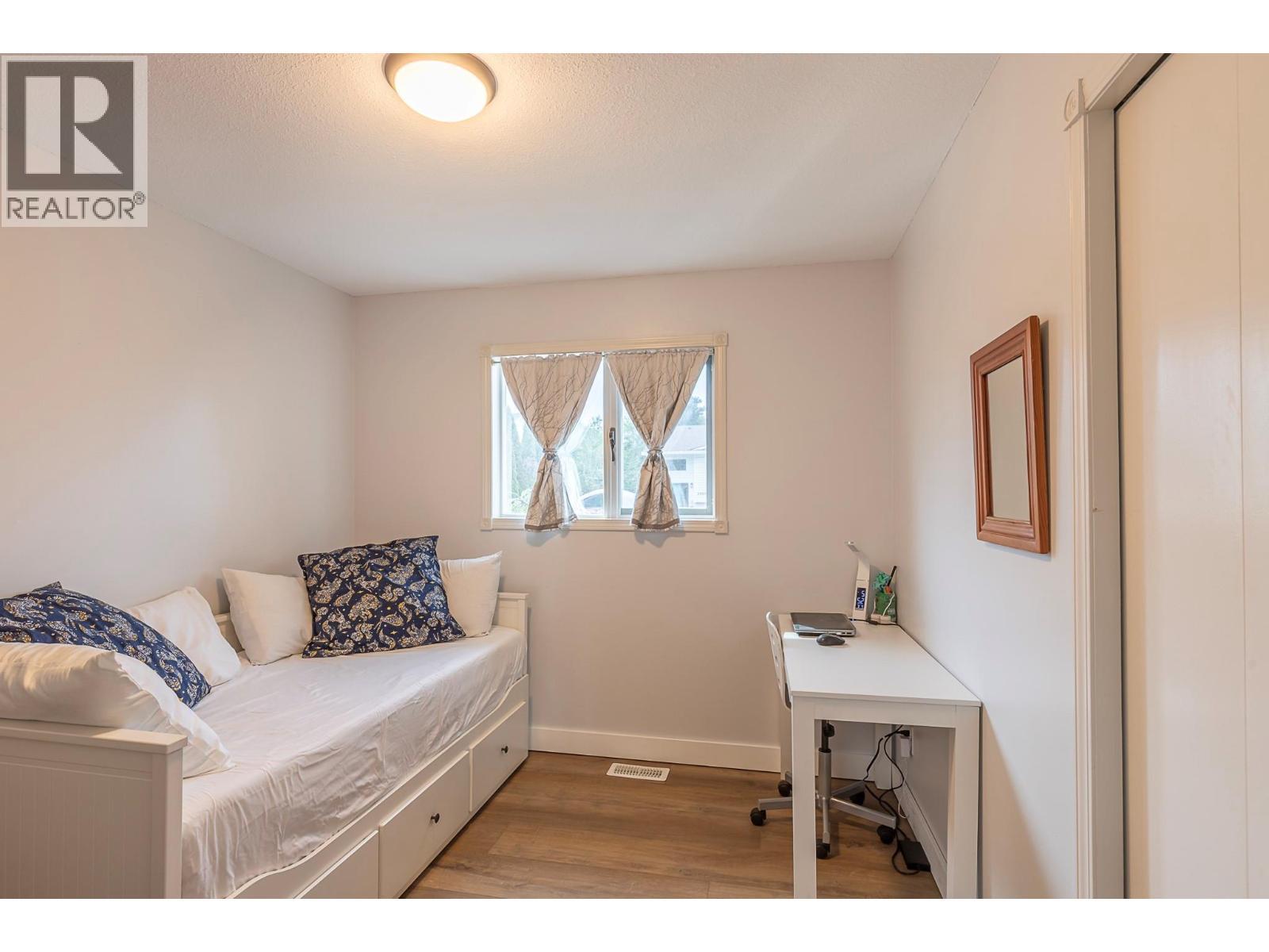 Bedroom 3 - 2401 40 Avenue, Vernon, BC - Indoor