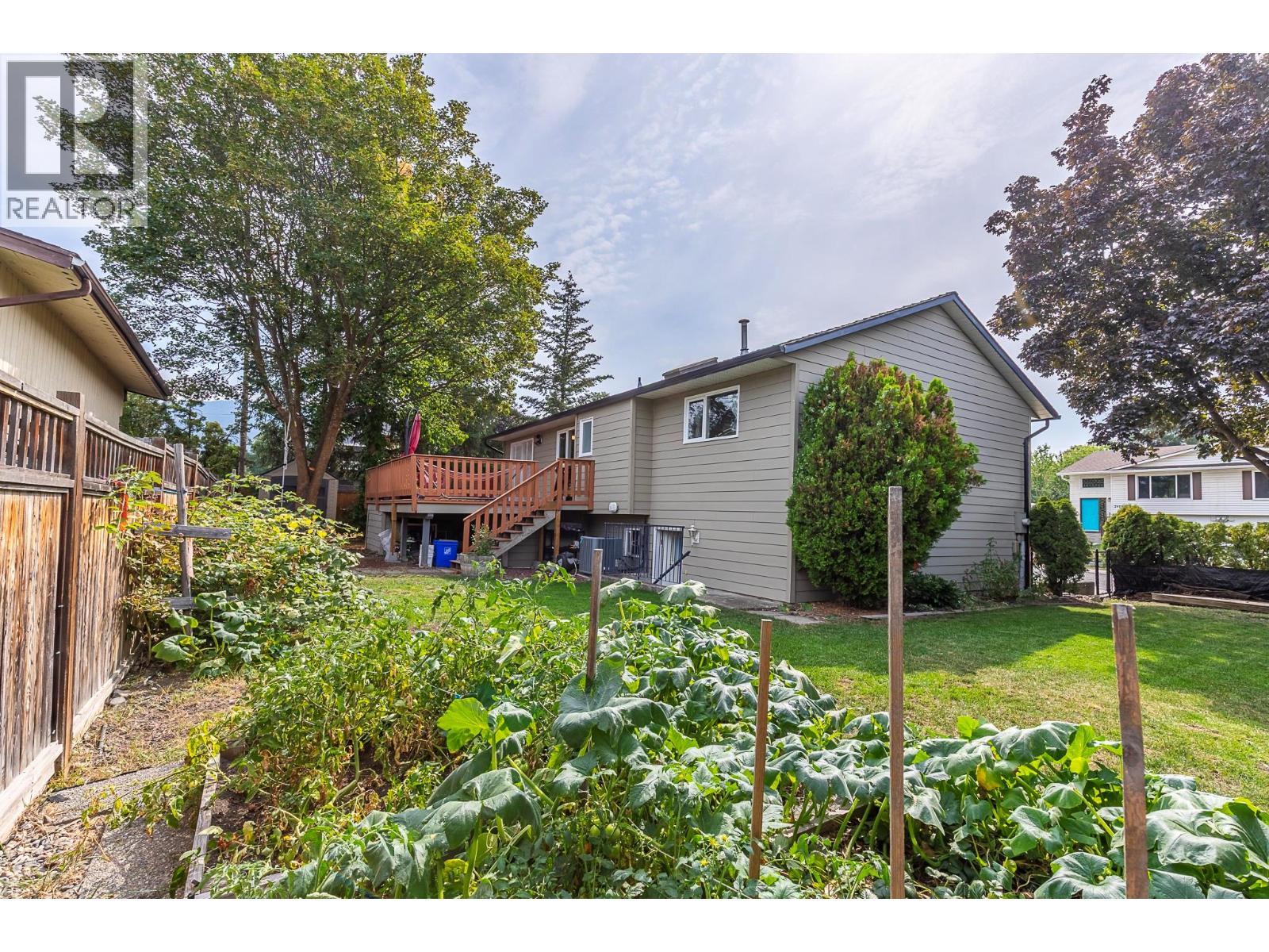 Garden area - 2401 40 Avenue, Vernon, BC - Outdoor With Exterior