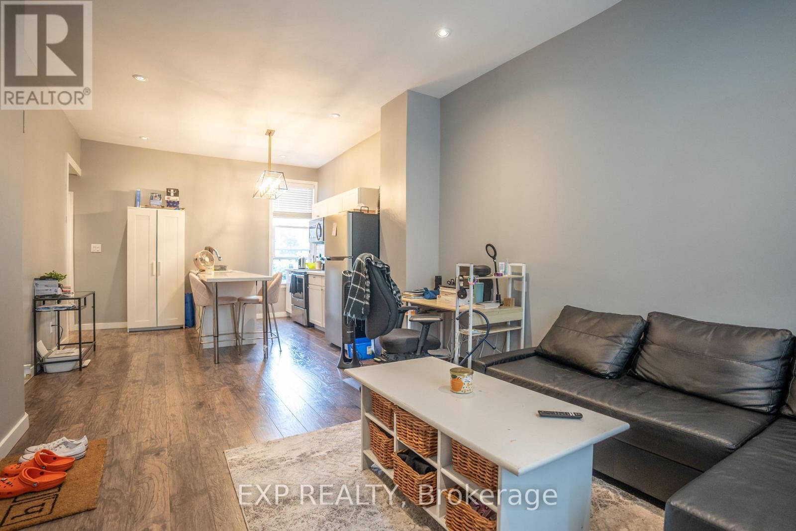 165 Emerald Street N, Hamilton, ON - Indoor