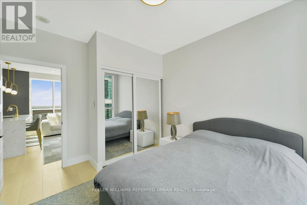 2011 - 228 Queens Quay W, Toronto, ON - Indoor Photo Showing Bedroom