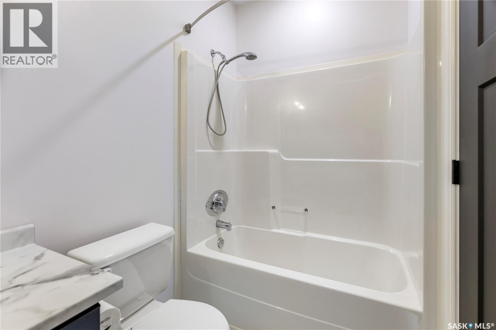 1105 1867 Hamilton Street, Regina, SK - Indoor Photo Showing Bathroom