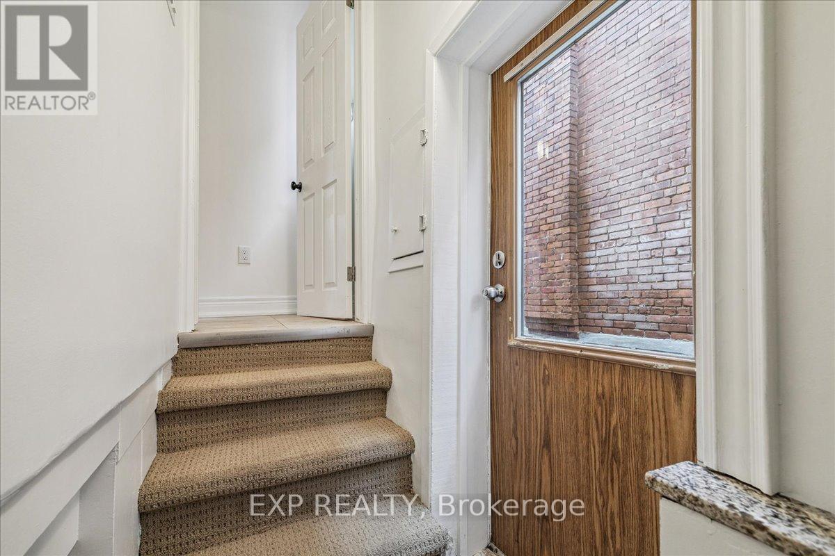 Main House Seperate Entrance - 29 Case Street, Hamilton, ON - Indoor Photo Showing Other Room